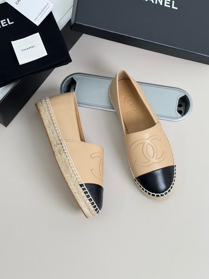 Cream-Colored lambskin espadrille