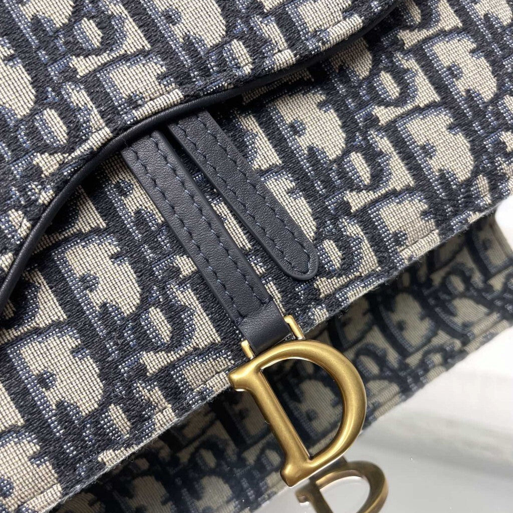 Toujours Chain Bag